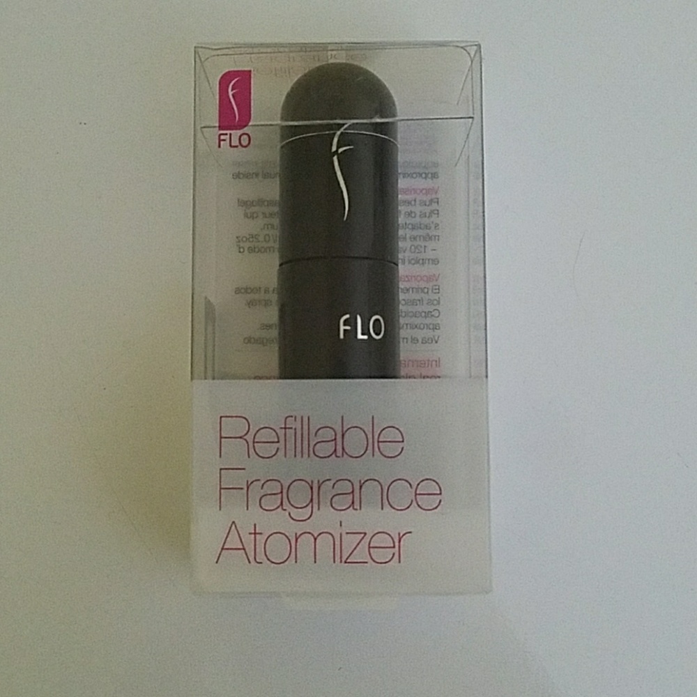 Flo refillable fragrance atomizer
